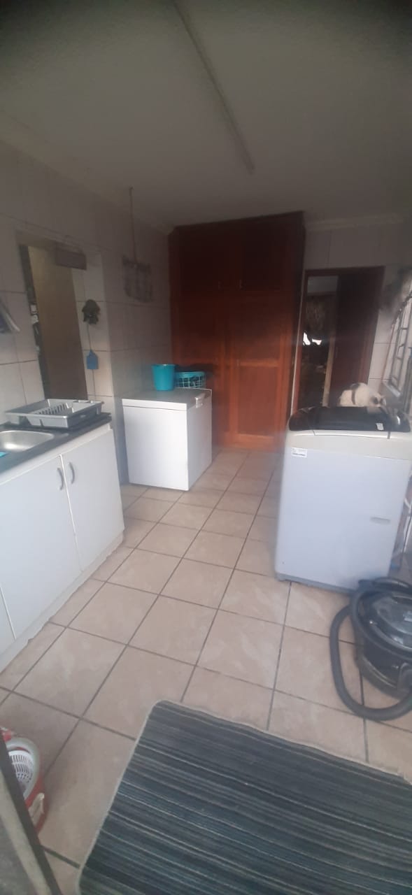 4 Bedroom Property for Sale in Albertinia Western Cape